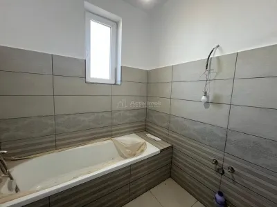 Olosag, Vila P+1E, 194 Mp., Compartimentare Moderna - foto 7