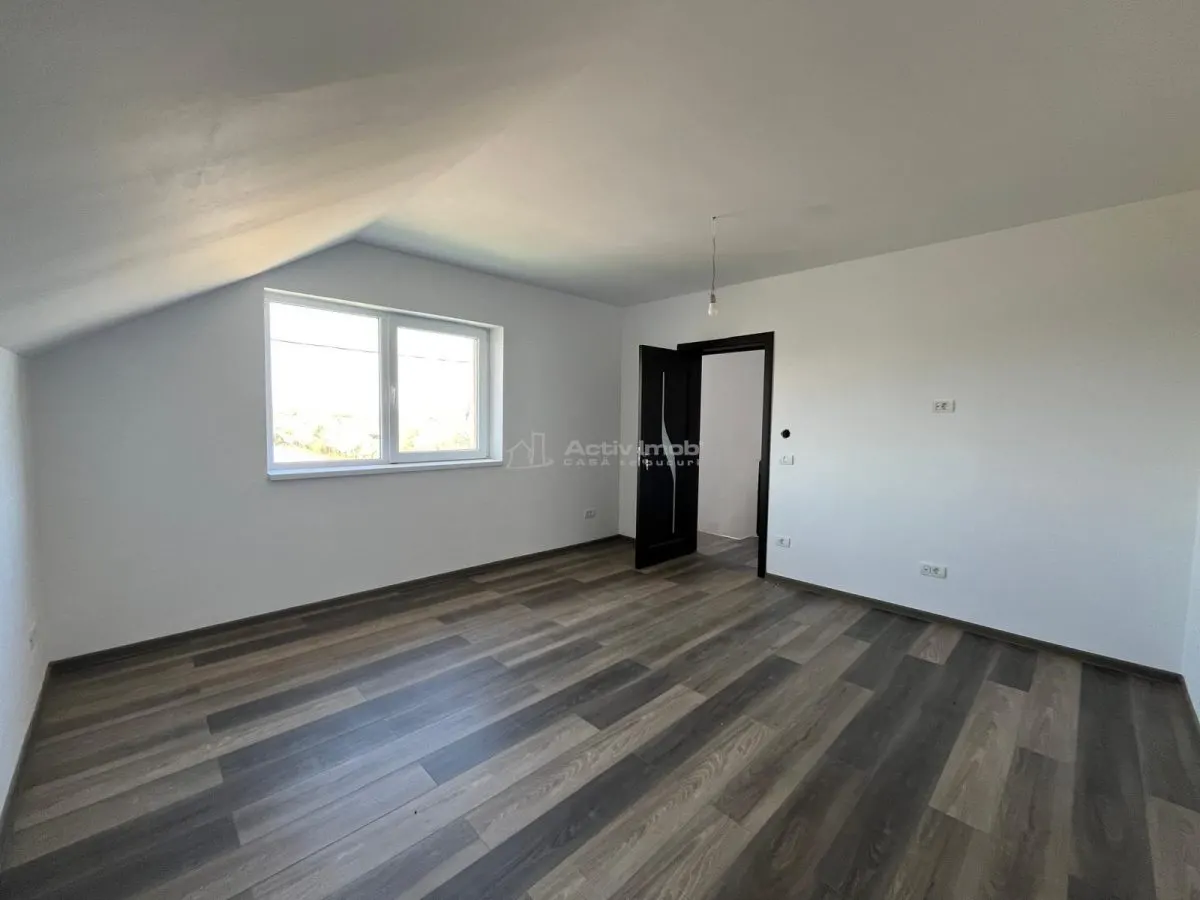 Olosag, Vila P+1E, 194 Mp., Compartimentare Moderna - foto 10