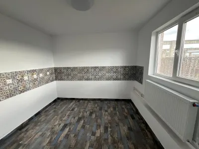 Lugoj, Pensiune 16 Cam., 850 Mp, Renovata Str. Principala - foto 3