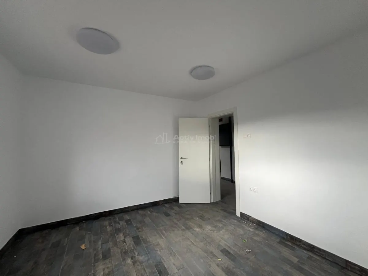 Lugoj, Pensiune 16 Cam., 850 Mp, Renovata Str. Principala - foto 24