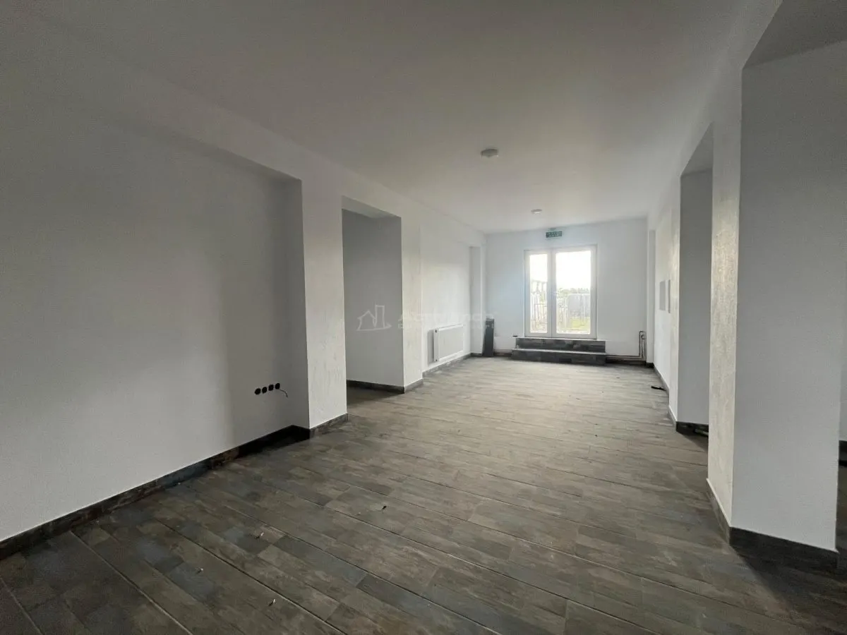 Lugoj, Pensiune 16 Cam., 850 Mp, Renovata Str. Principala - foto 10