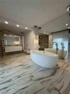 House / villa for sale 375 sqm in Deva, Marasti area - foto 13