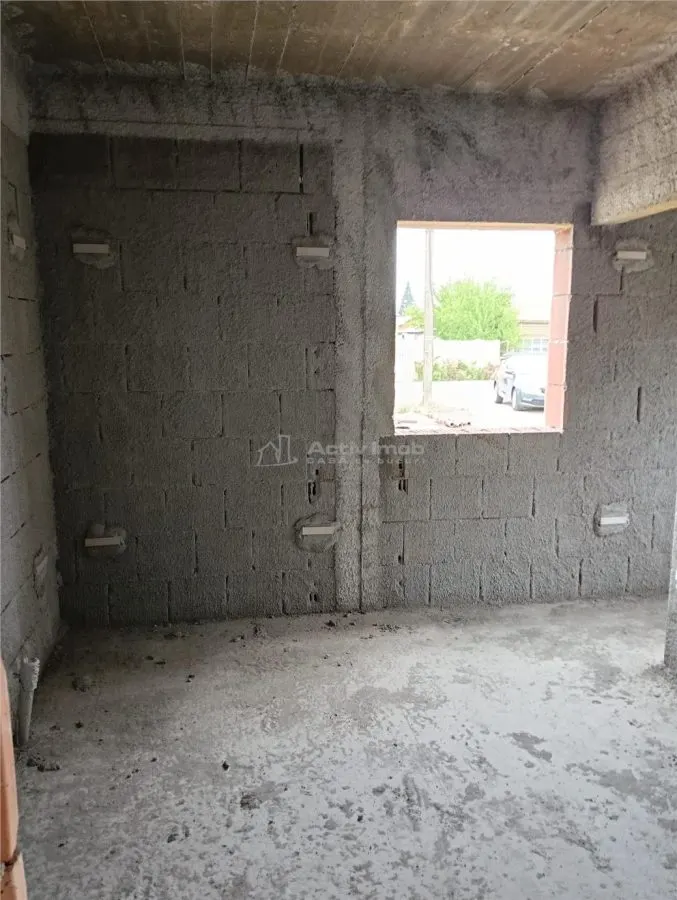 Case individuale-3 camere-Toate utilitatile-Asfalt-STB-Mutare rapida - foto 10