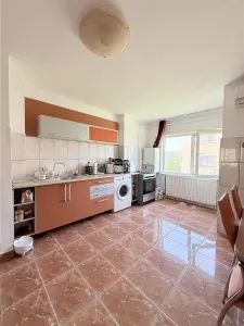 2 camere - Kogalniceanu - Etaj 3 - Deva