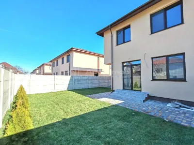 Casa- Vila - Prelungirea Ghencea -Cartierul Latin-169900E +TVA - Comision 0 ! - Bucuresti