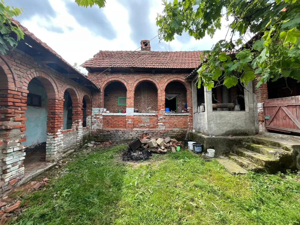 Honorici, Casa Cu Teren, 230 Mp. Suprafata construita, 1.700 Mp. Suprafata teren - foto 12
