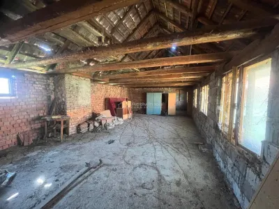 Valisoara, House with Land 3,040 m², 10 Minutes from Caransebes - foto 14