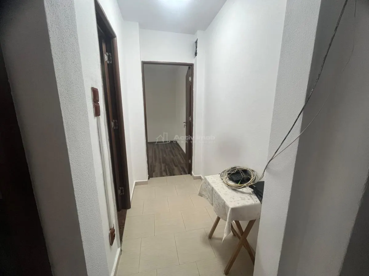 Caransebes, 3 Camere, Zona Nord - foto 9