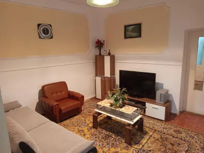 Anina, Celnic – Maison Clés en Main, 12 Pièces, Zéro Commission - foto 3
