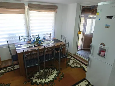Anina, Celnic – Maison Clés en Main, 12 Pièces, Zéro Commission - foto 8