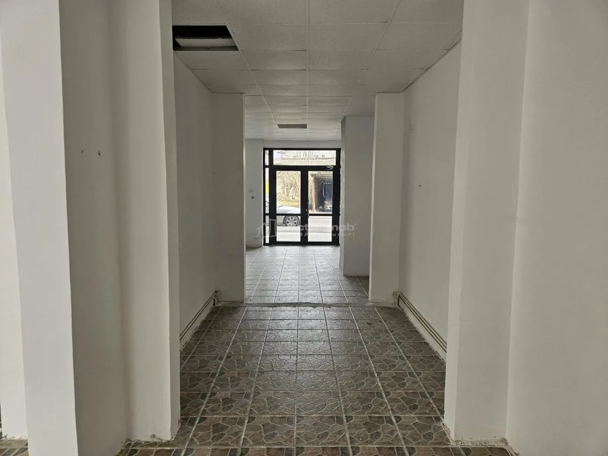 商业空间出租，110平方米，菲尼中心区 - foto 5