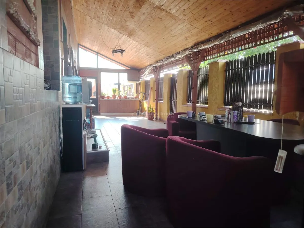 Vila cu piscina situata intr un cartier rezidential la 14 km de Ploiesti - foto 10