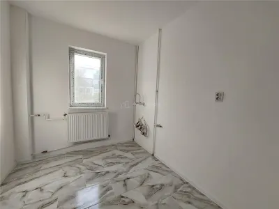 Vanzare sau SCHIMB, 3 camere, etaj 2, renovat, Aleea Tineretului - foto 6