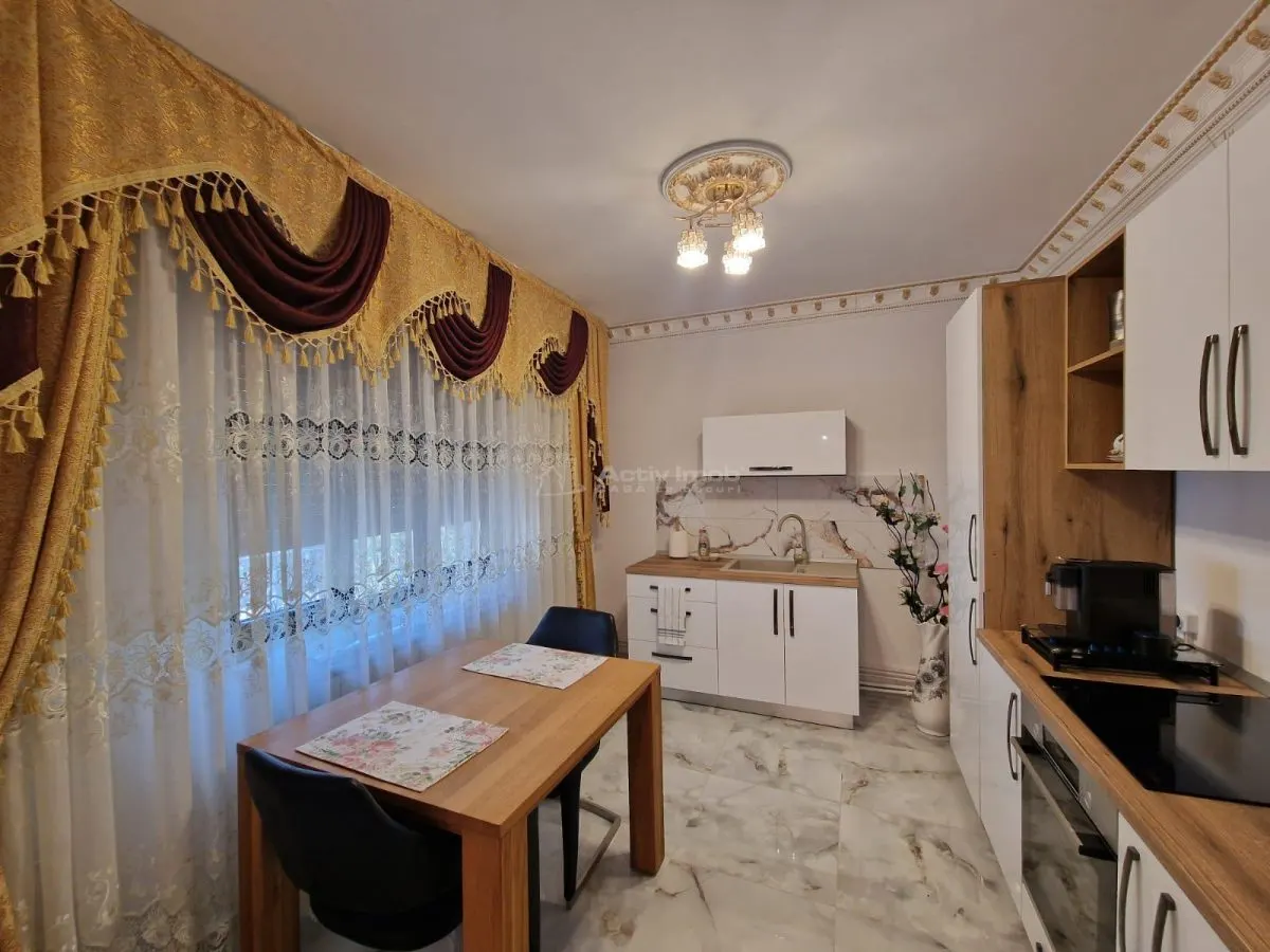 House / villa for sale 180 sqm - foto 2