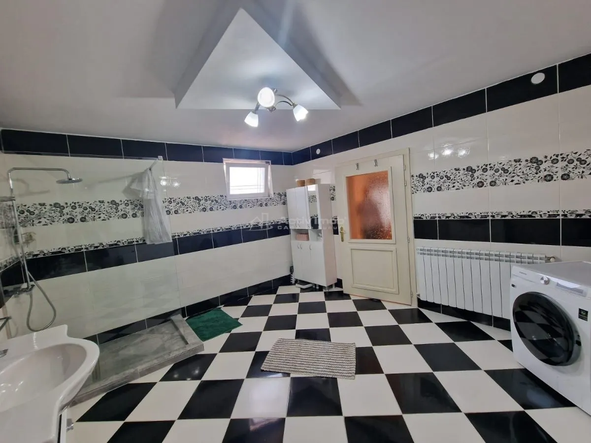 House / villa for sale 180 sqm - foto 13