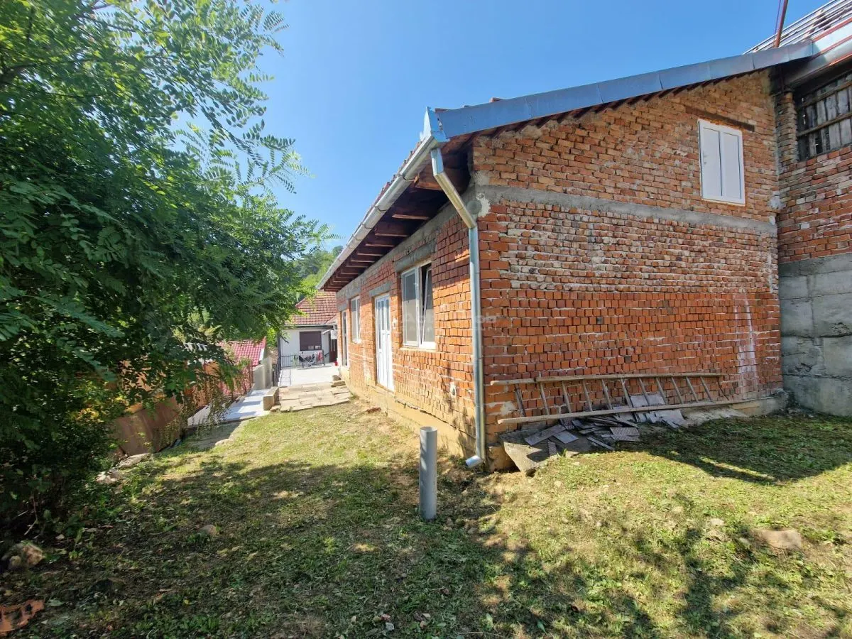 House / villa for sale 180 sqm - foto 20