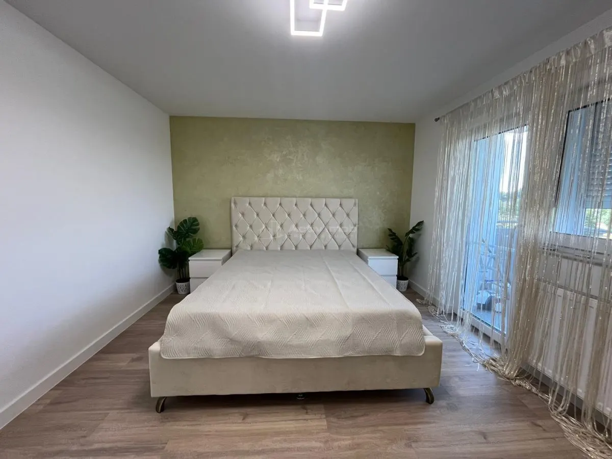 Lugoj, Apartament De Lux La Cheie, 1 Cam., 43 Mp. et 3, Malul Timișului Langa Gelaterie - foto 12