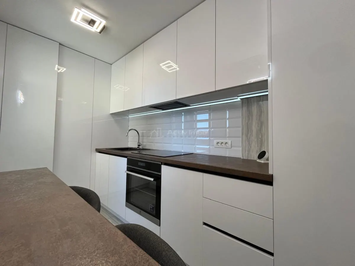 Lugoj, Apartament De Lux La Cheie, 1 Cam., 43 Mp. et 3, Malul Timișului Langa Gelaterie - foto 5