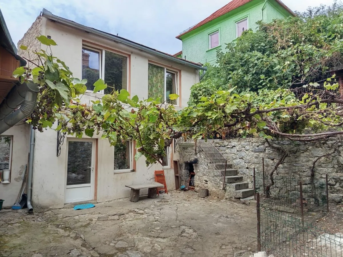 奥拉维察，钥匙入住房屋，7间房间，阁楼改造可能，价格可议 - foto 14