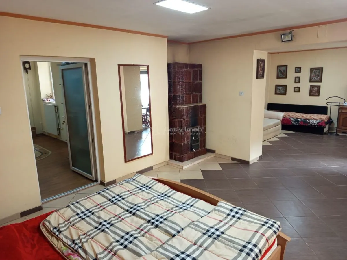奥拉维察，钥匙入住房屋，7间房间，阁楼改造可能，价格可议 - foto 7