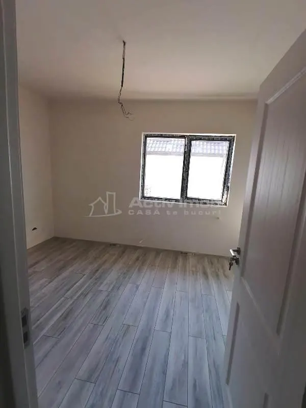 Casa Independiente, Prelungirea Ghencea-Margelelor, 225.000€ IVA incluido, 0% Comisión - foto 7