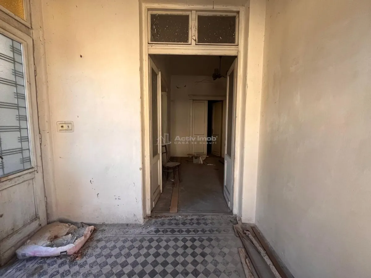 Timisoara, Vila Cu Teren Generos De 802 Mp. Zona Balcescu-Elisabetin - foto 7