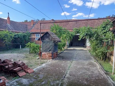 House / villa for sale 191 sqm in Naidas - foto 14