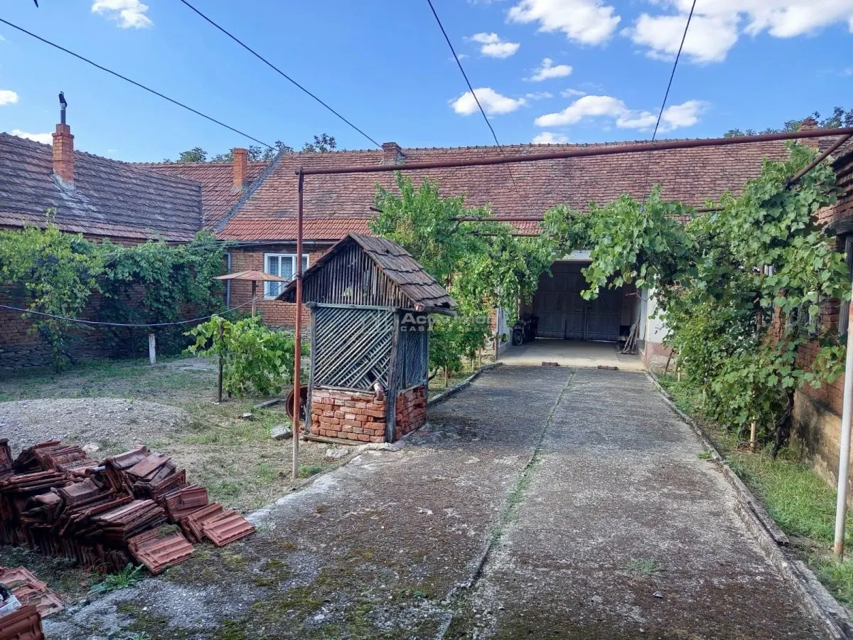 House / villa for sale 191 sqm in Naidas - foto 14