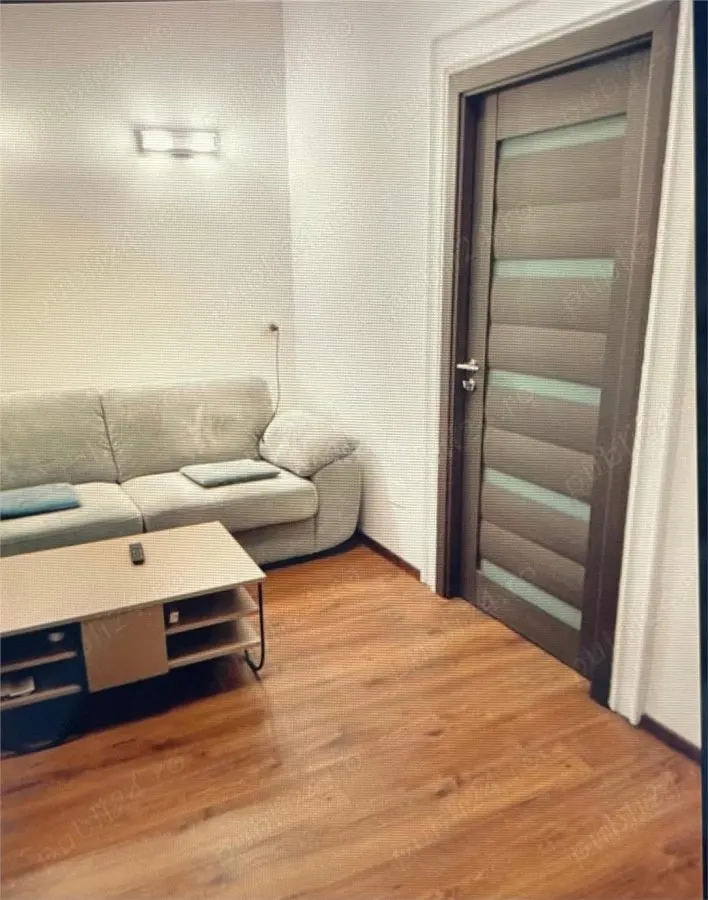 2 cam - zona Centrala - foto 1
