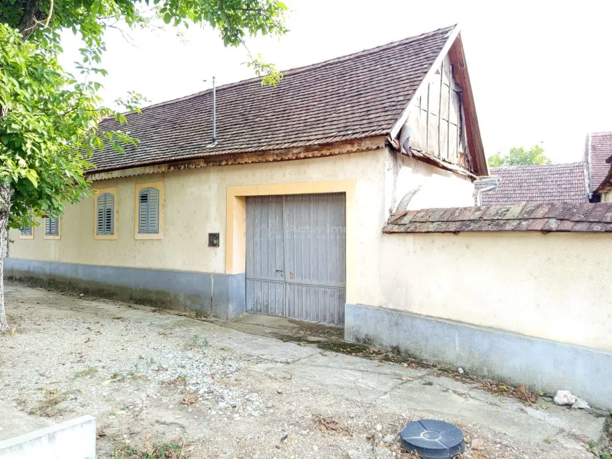 House / villa for sale 135 sqm in Ciuchici - foto 2