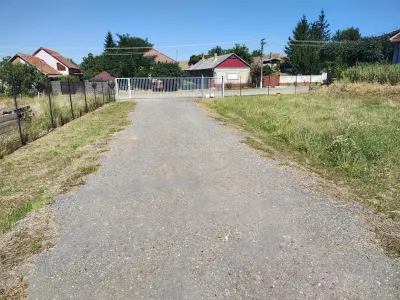 工业厂房出售或出租 – 米什卡，比霍尔县 – 建筑面积972平方米，土地12,538平方米 - foto 5