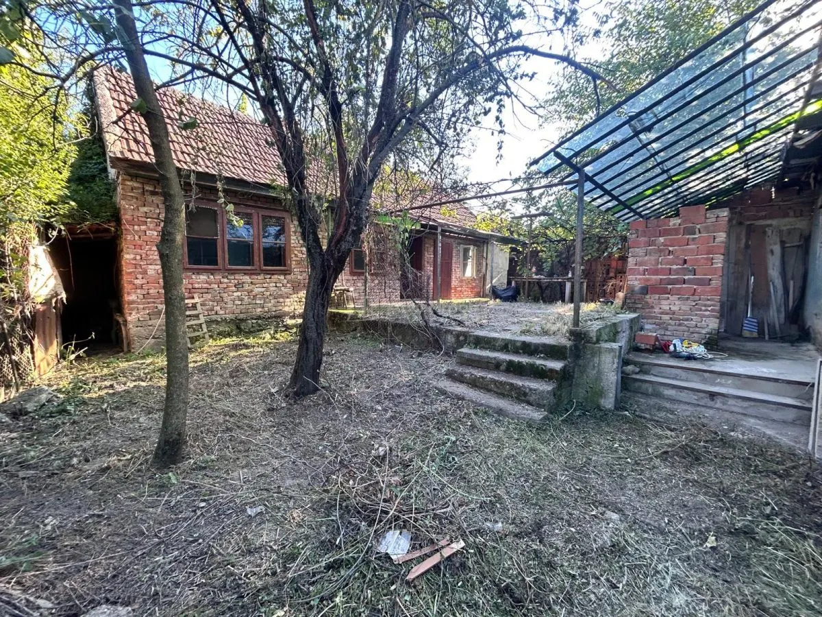 博察罗马纳：主街道两栋建筑物带地块和车库的房产 - foto 6