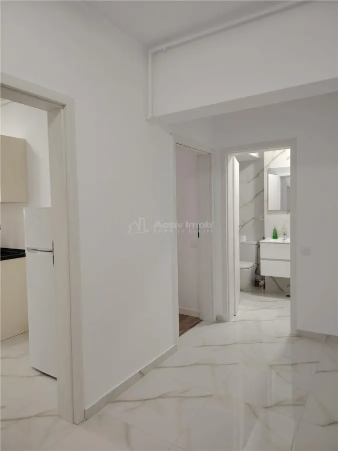Apartament cu 2 camere, complet mobilat si utilat, in cartier rezidential - foto 2