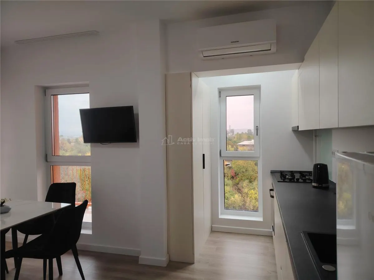 Apartament cu 3 camere, complet mobilat si utilat, in bloc nou - foto 4