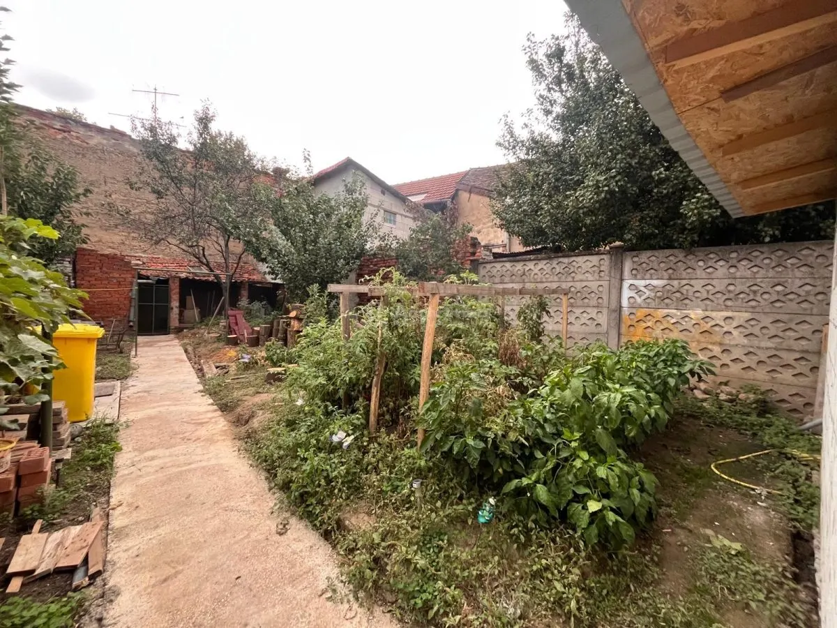 Lugoj, Casa 130 Mp. Teren 250 Mp. Central, Zona ZERO - foto 10