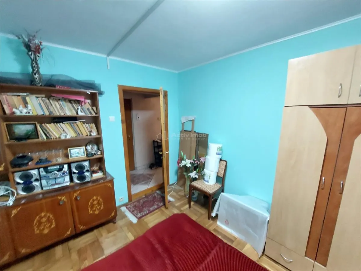 3 camere,65 MP, semidecomandat, loc de parcare, Micro 14 - foto 7
