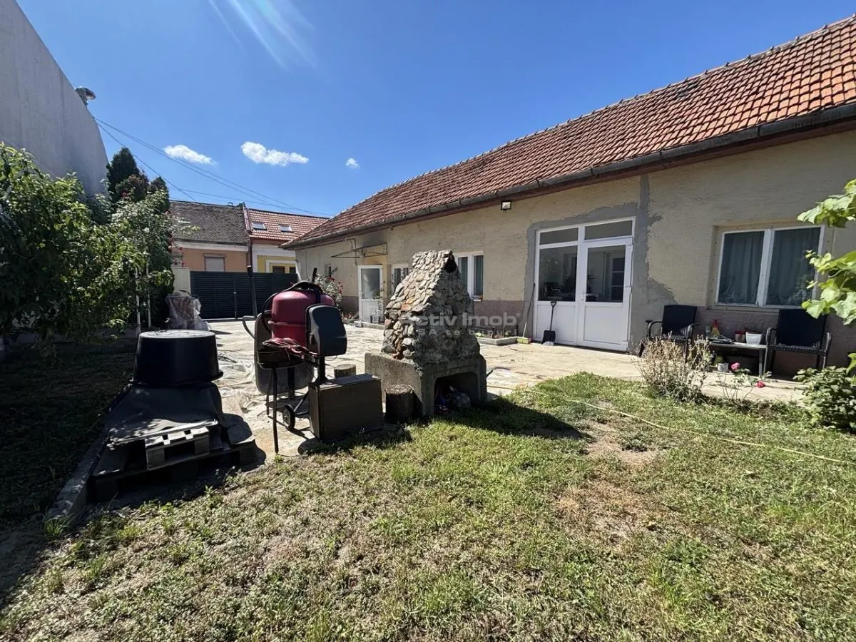 Casa de vanzare in zona centrala Oradea - Str. Rimanoczy Kalman - teren 544 mp - foto 2