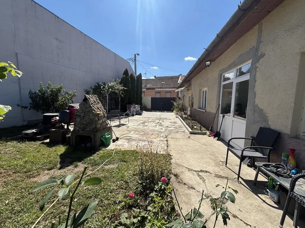 Casa de vanzare in zona centrala Oradea - Str. Rimanoczy Kalman - teren 544 mp - foto 3