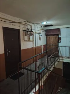 Apartamento de 2 Dormitorios en Venta en CFR - foto 3