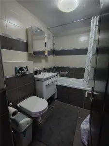 Apartamento de 2 Dormitorios en Venta en CFR - foto 7