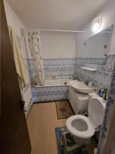 3卧室翻新公寓，3楼，F-uri地区 - foto 12