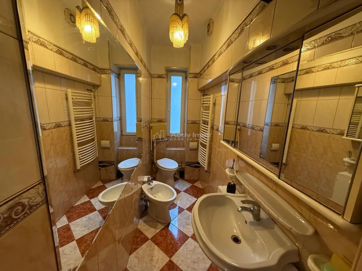 4-Bedroom Apartment, 122 sqm, Piata Unirii - foto 7