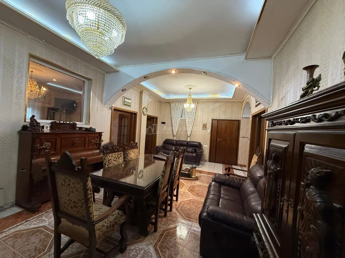 4-Bedroom Apartment, 122 sqm, Piata Unirii - foto 9