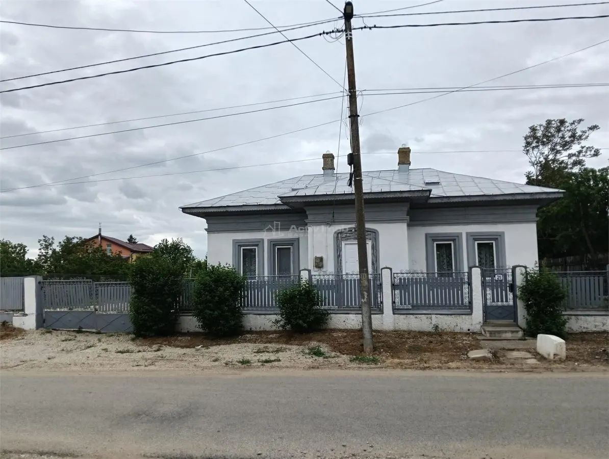 Casa individuala reconditionata partial-Teren 900 mp-Toate utilitatile-Gaz la poarta-Asfalt - foto 15