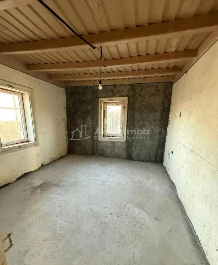 Casa individuala reconditionata partial-Teren 900 mp-Toate utilitatile-Gaz la poarta-Asfalt - foto 16