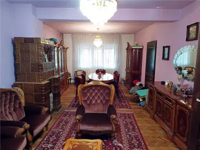 منزل من الطوب الصلب بأرض 315 م² – مولدافيا فيتشا، قراش-سيفرين - foto 3