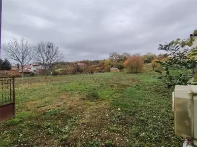 Teren parcelabil, in zona curata si linistita, la 10 minute de Ploiesti - foto 3