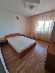 2卧室分离式布局公寓，已翻新并配备家具，Zona 800 - foto 10