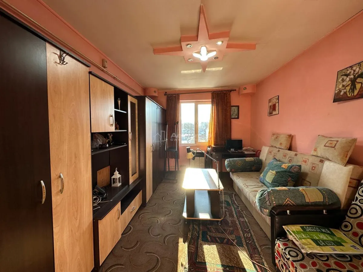 Resita, Studio avec Cuisine et Salle de Bain, Zone Lunca - foto 1