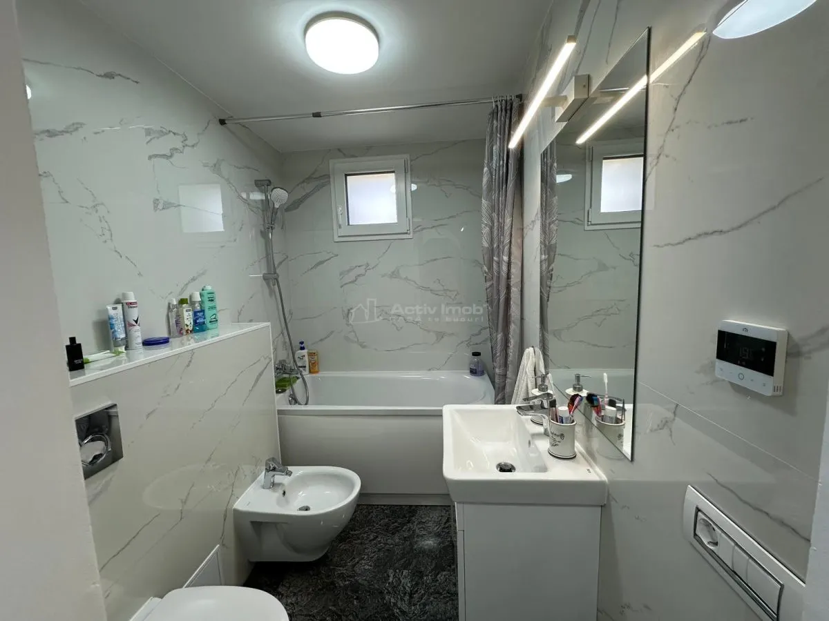 Resita, Appartement Premium 2 Chambres, Agencement Semidécomantagé, Centre-Ville - foto 13